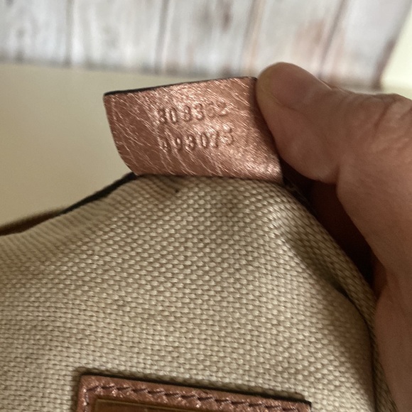 Authentic Gucci soho two way bag satchel crossbody Japan exclusive rose gold. - Picture 9 of 16